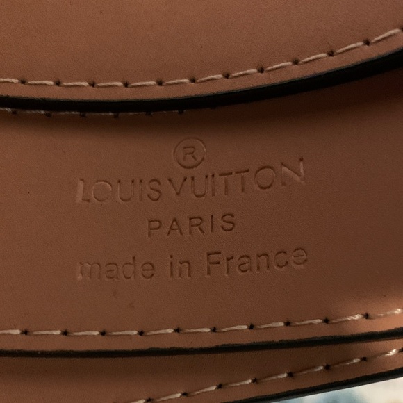 Louis Vuitton Black Checkered Belt with Silver Buckle - Picture 4 of 4